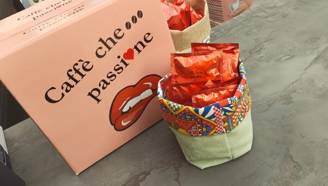 Originale e Cremoso | 100 Cialde Passion miscela Rossa + Portacialde in Stoffa Fatto a Mano